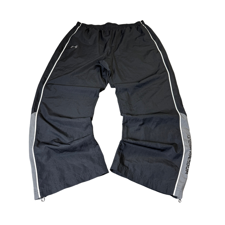 Under Armour Vintage Trackpants Straight Fit Größe M/L